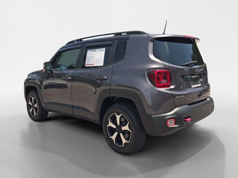 Used 2021 Jeep Renegade Trailhawk w/ Luxury Group III AWD/4WD image 3