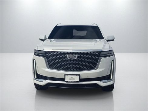 Used 2021 Cadillac Escalade ESV Premium Luxury image 2