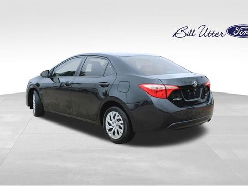 Used 2017 Toyota Corolla L FWD image 7