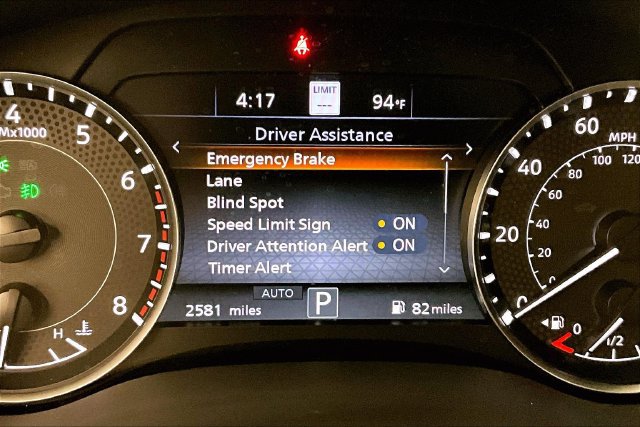 Used 2024 Nissan Armada Platinum w/ Captain's Chairs Package AWD/4WD image 33