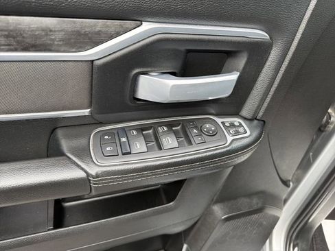 Used 2024 RAM 2500 Big Horn AWD/4WD image 16