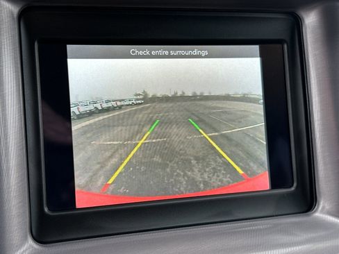 Used 2022 Dodge Charger SXT w/ Blacktop Package image 18