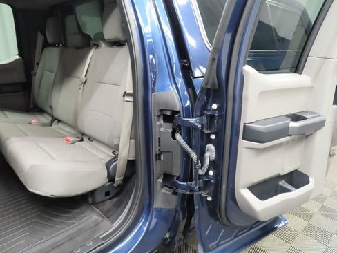 Used 2017 Ford F150 XLT w/ Equipment Group 302A Luxury image 61