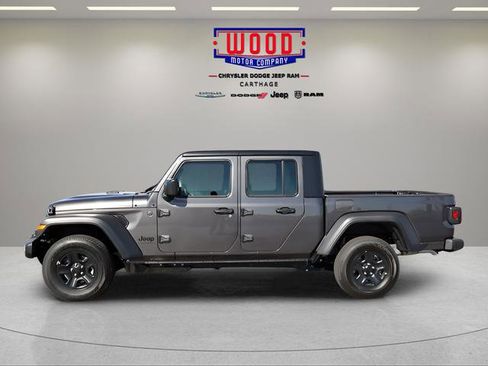 New 2026 Jeep Gladiator Sport image 7