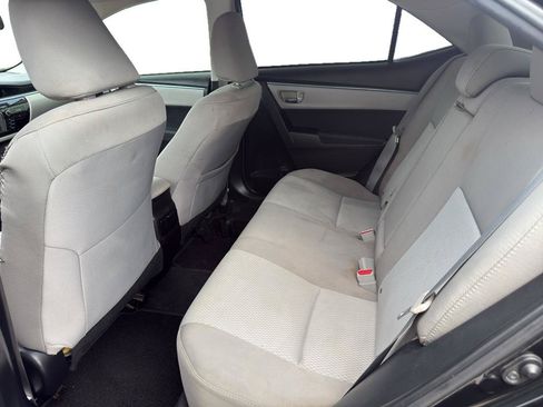 Used 2016 Toyota Corolla LE FWD image 10