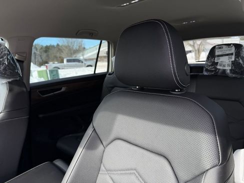New 2026 Volkswagen Atlas SE image 22