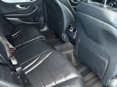 Used 2018 Mercedes-Benz C 300 Sedan image 18