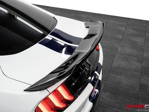 Used 2022 Ford Mustang Shelby GT500 w/ Technology Package RWD image 19