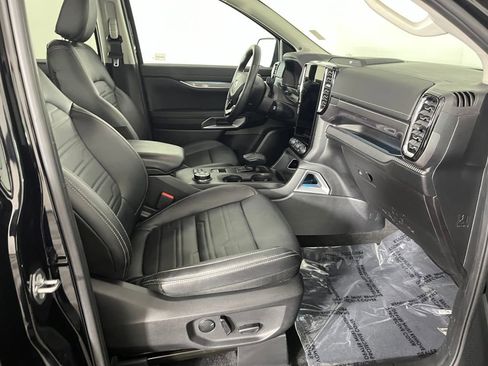 Used 2024 Ford Ranger Lariat w/ FX4 Off-Road Package image 17