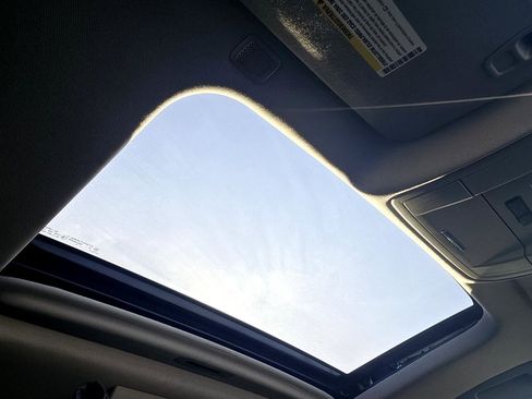 Used 2016 Chevrolet Tahoe LT image 29