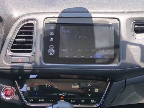 Used 2021 Honda HR-V EX image 16