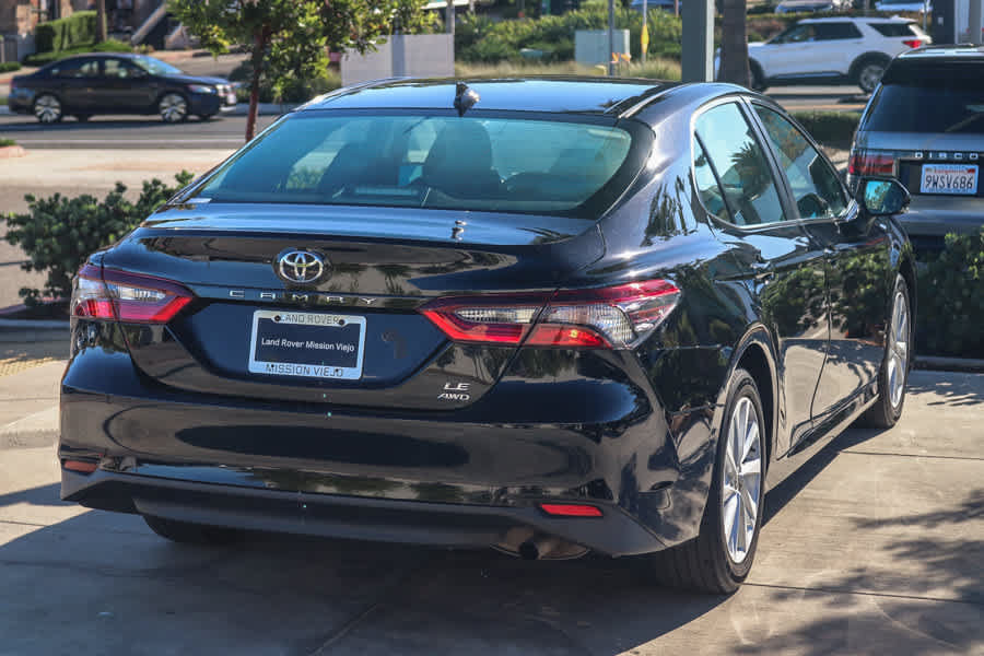 Used 2022 Toyota Camry LE w/ Cold Weather Package AWD/4WD image 6