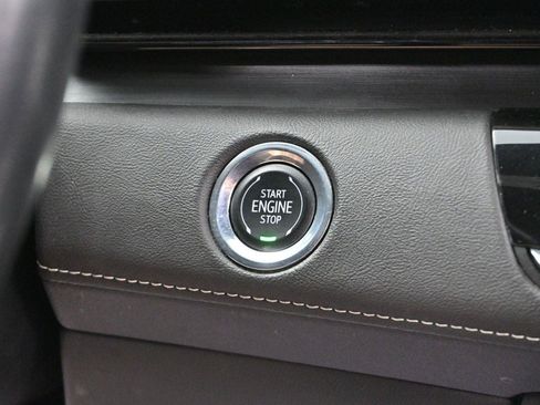 Used 2023 Cadillac Escalade Sport AWD/4WD image 25