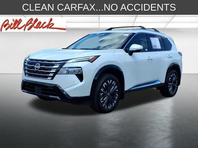 Used 2025 Nissan Rogue Platinum w/ Platinum Premium Package