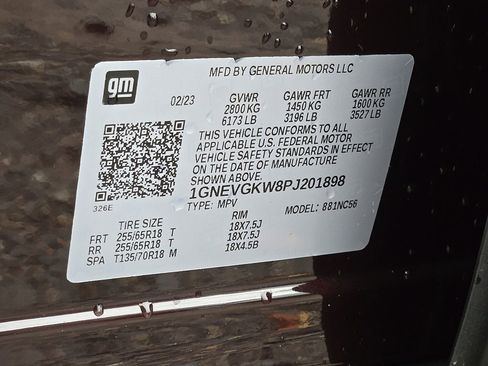 Used 2023 Chevrolet Traverse LT image 32