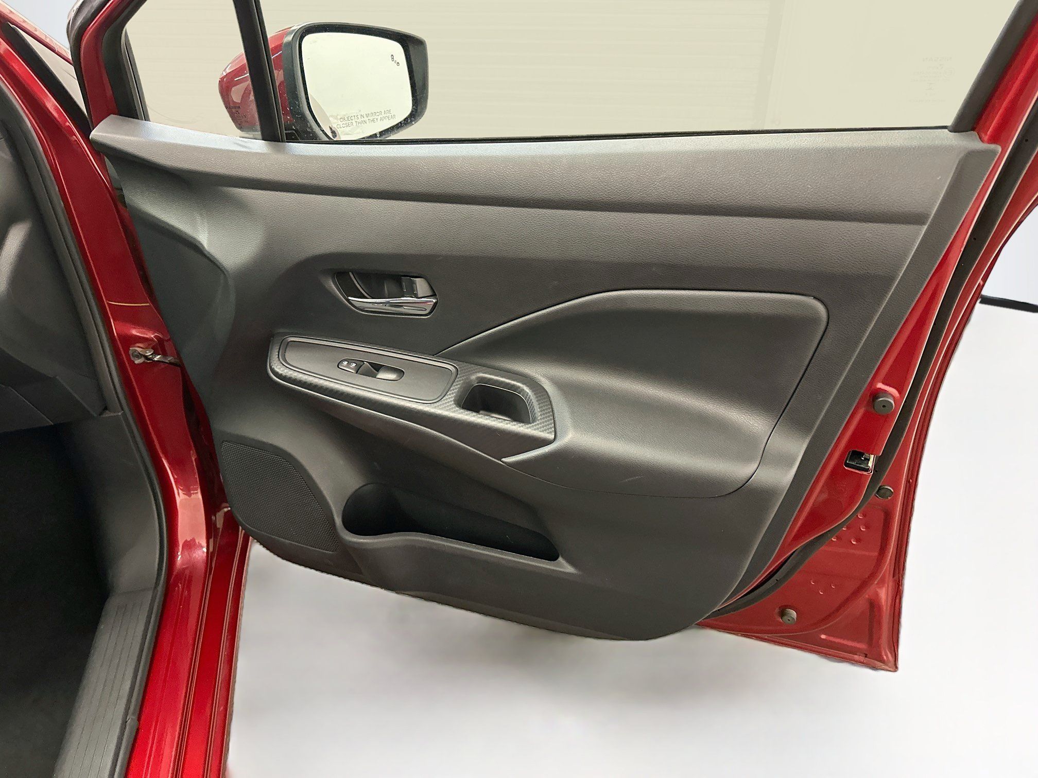 Used 2024 Nissan Versa SV FWD image 32