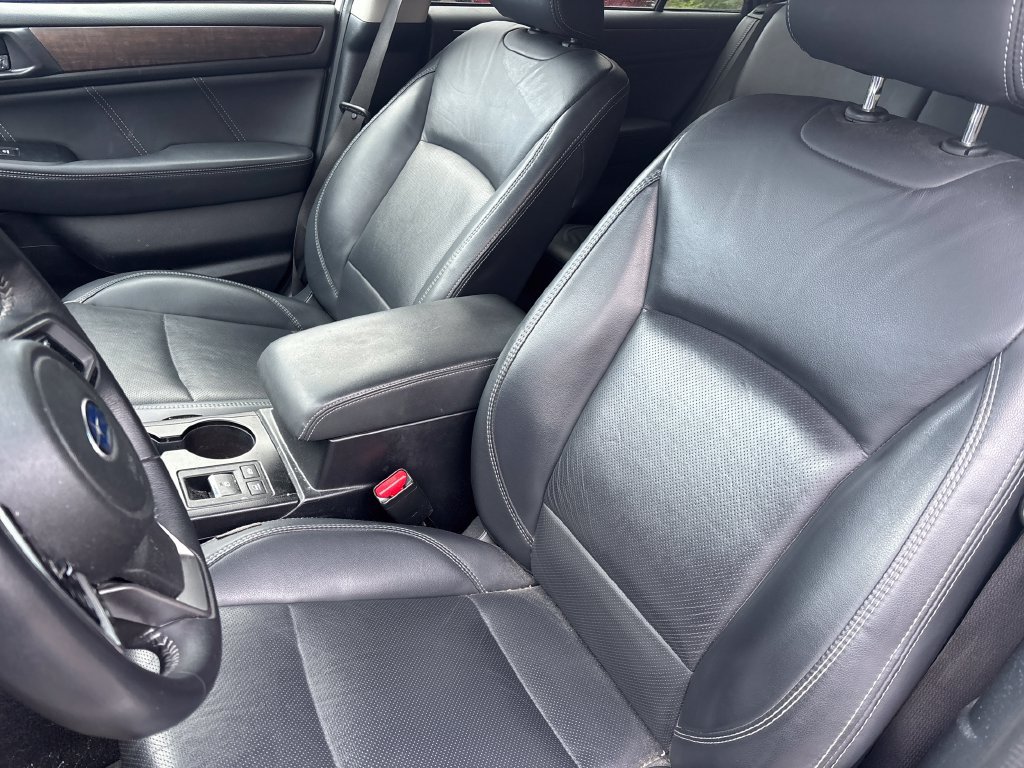 Used 2019 Subaru Outback 3.6R Limited AWD/4WD image 9