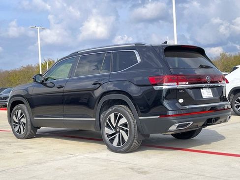 New 2026 Volkswagen Atlas SEL image 4