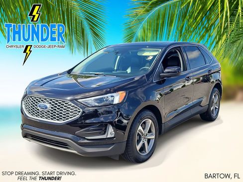 Used 2024 Ford Edge SEL w/ Convenience Package AWD/4WD image 2