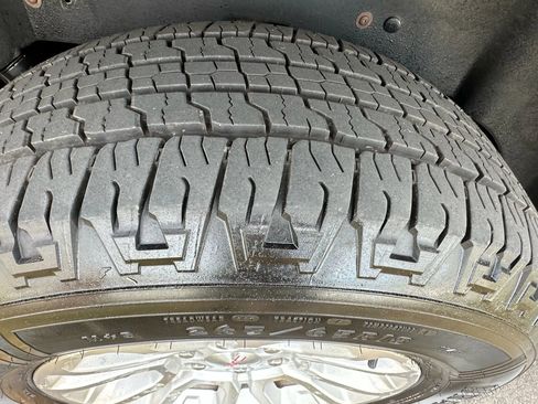 Used 2016 GMC Yukon XL SLT w/ Open Road Package image 18