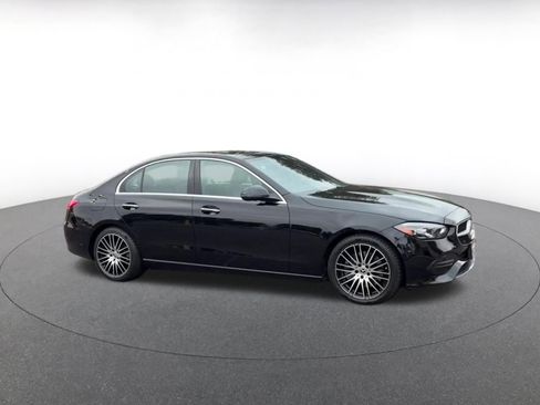 Used 2024 Mercedes-Benz C 300 Sedan image 2