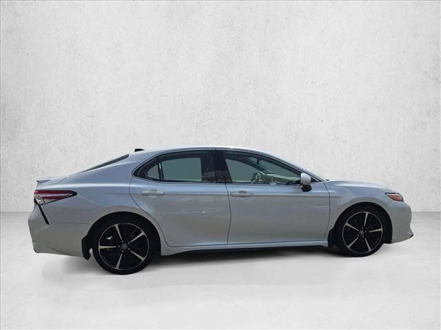 Used 2020 Toyota Camry XSE FWD image 4