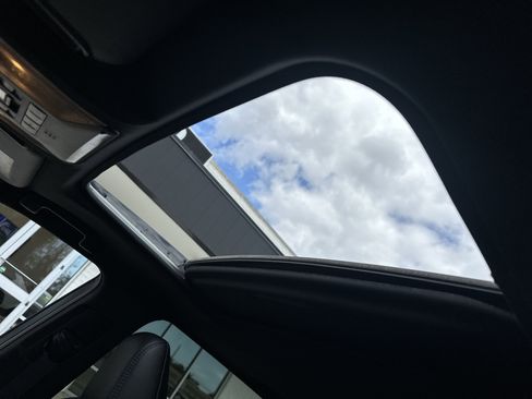 Used 2019 Toyota RAV4 XSE w/ XSE Weather Package image 11