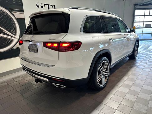 Certified 2024 Mercedes-Benz GLS 450 4MATIC image 4