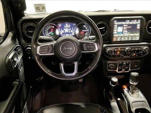 Used 2021 Jeep Wrangler Unlimited Sahara image 5