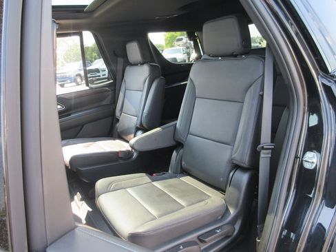 Certified 2023 Chevrolet Tahoe Z71 w/ Luxury Package AWD/4WD image 21