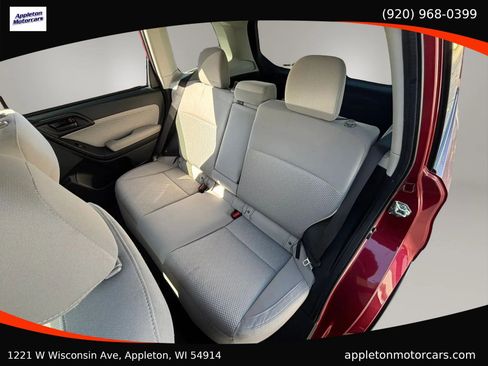 Used 2017 Subaru Forester 2.5i Premium w/ All-Weather Package AWD/4WD image 28