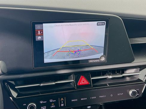 New 2026 Kia Niro LX FWD image 11