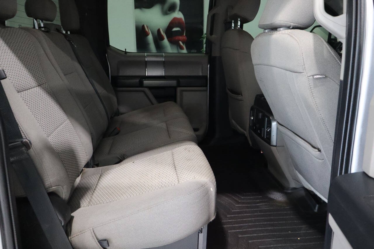 Used 2021 Ford F350 XLT w/ XLT Premium Package AWD/4WD image 12