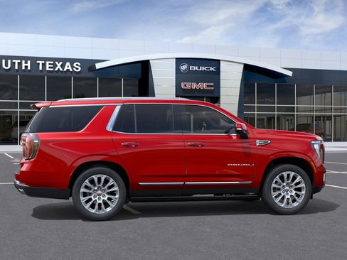 New 2026 GMC Yukon Denali w/ Sun & Power Step Package image 5