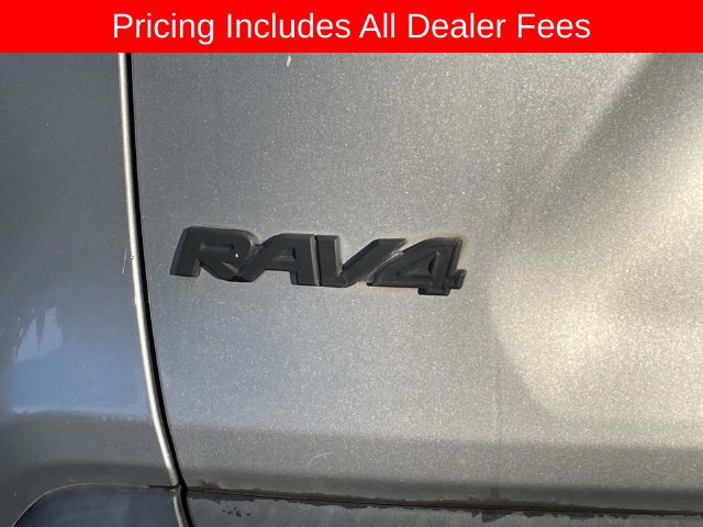 Used 2021 Toyota RAV4 XLE Premium AWD/4WD image 6