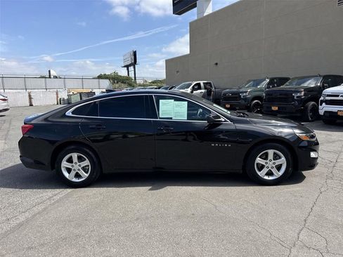 Used 2023 Chevrolet Malibu LT w/ Driver Confidence Package image 2