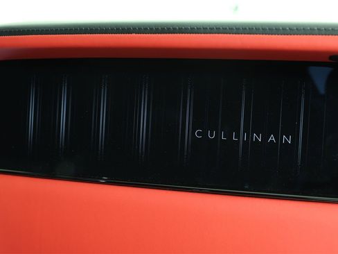 New 2026 Rolls-Royce Cullinan image 26