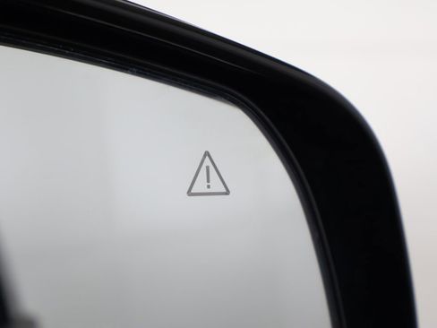 Used 2022 Kia Sorento S w/ Panoramic Sunroof Package AWD/4WD image 41