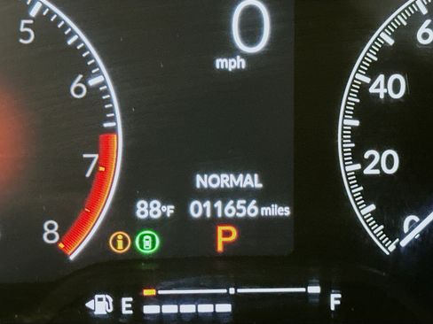 Used 2025 Honda Civic Sport image 19