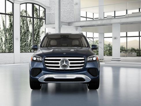 New 2026 Mercedes-Benz GLS 450 4MATIC image 7