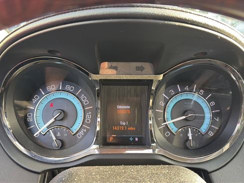Used 2010 Buick LaCrosse CXS w/ Touring Package FWD image 6
