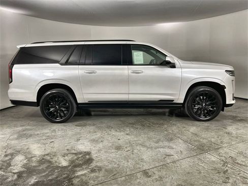 Used 2024 Cadillac Escalade ESV Premium Luxury w/ Performance Package image 9