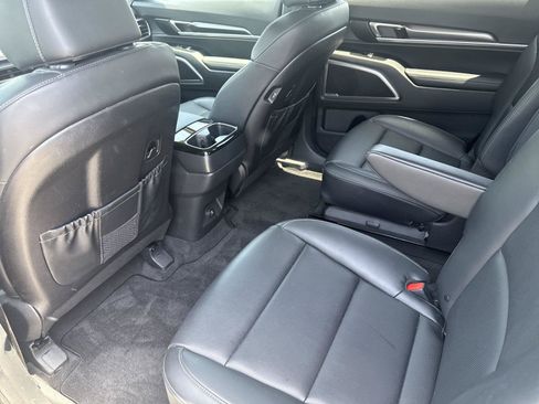 Used 2025 Kia Telluride S FWD image 25