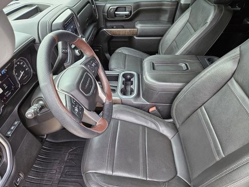 Used 2020 GMC Sierra 2500 Denali w/ Denali Ultimate Package image 19