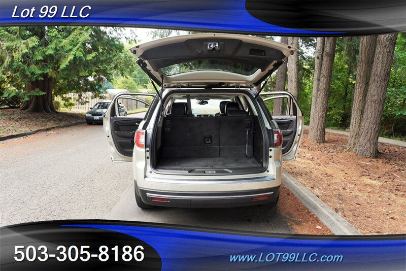 Used 2013 GMC Acadia SLT AWD/4WD image 30