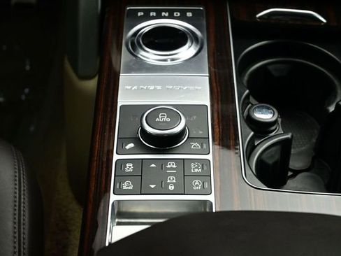 Used 2017 Land Rover Range Rover Supercharged AWD/4WD image 38