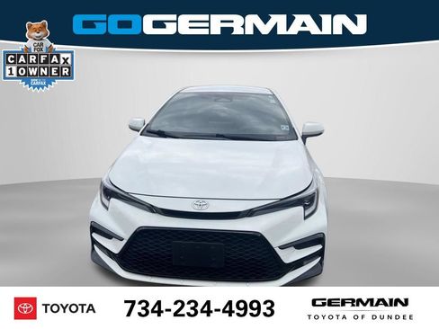 Used 2023 Toyota Corolla SE w/ Carpet Mat Package (TMS) FWD image 2