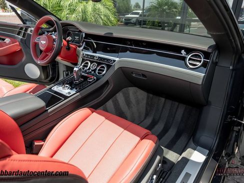 Used 2024 Bentley Continental GT V8 AWD/4WD image 23