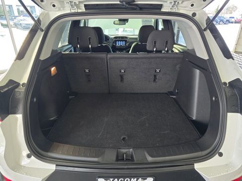 Used 2023 Chevrolet TrailBlazer LT w/ Convenience Package image 18