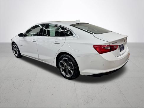 Used 2023 Chevrolet Malibu LT FWD image 4